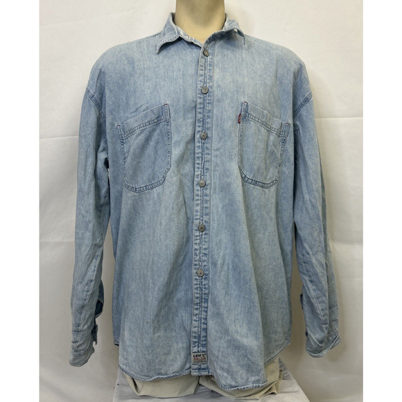 VTG Levis Shirt Men X-Large Blue Denim Light Wash Long Sleeve Button Red Tab - Picture 1 of 10